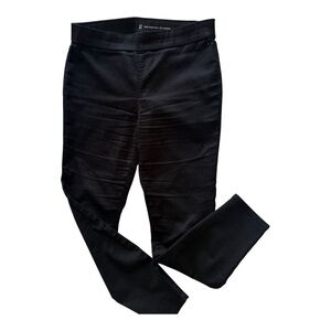 New York & Company Black High waist pull on leggings -  Sleek Fit - LIKE NEW